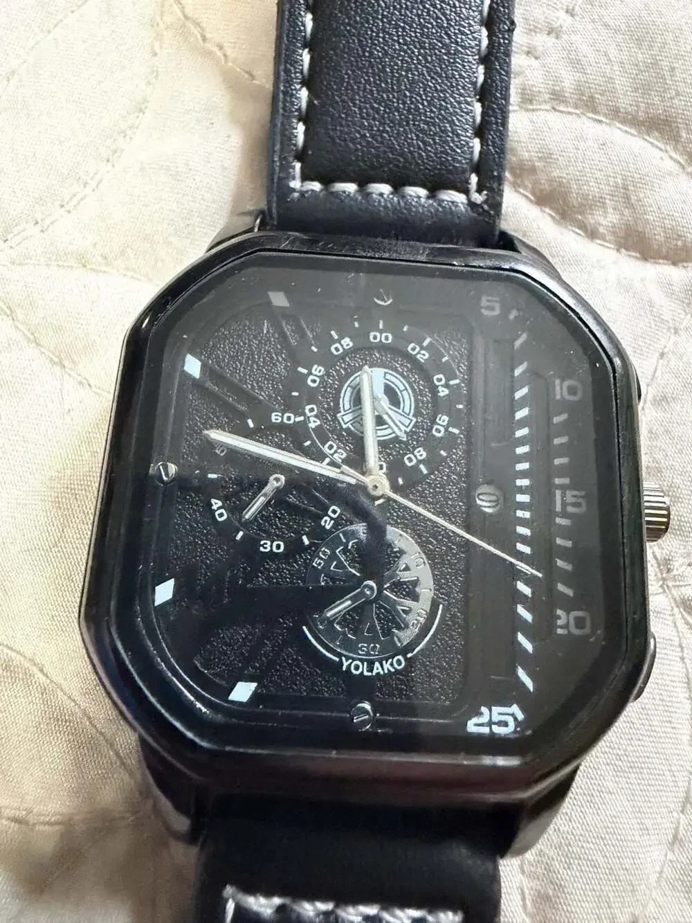 Yolako Men's Square Dial Casual Quartz Watch with Black Leather Strap